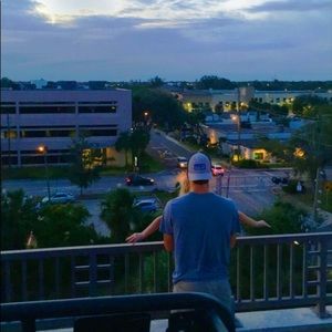 Meet your Posher, Max